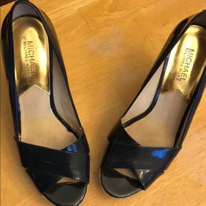 Michael Kors peep toe wedges (navy blue)